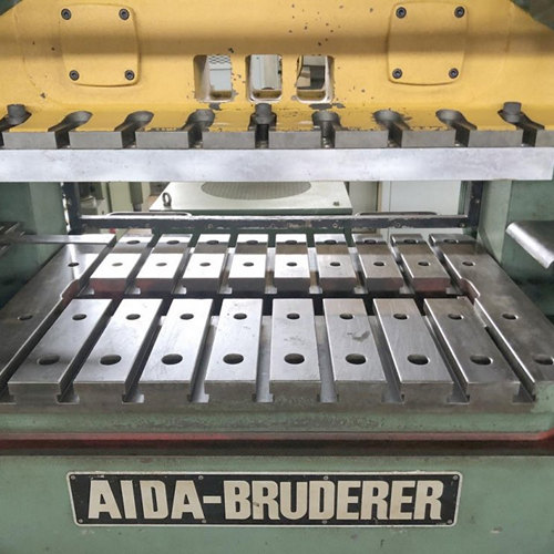 Press straight sided press BRUDERER - AIDA BSTA 50VL