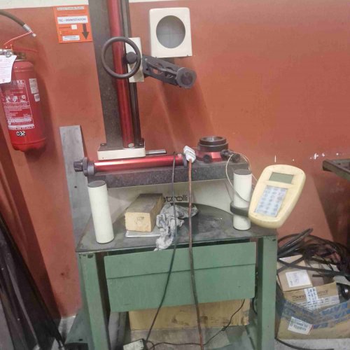 Fresatrice a banco fisso a montante mobile DEBER M8M CNC