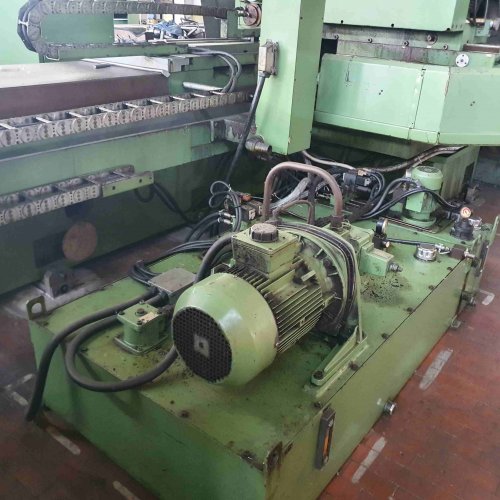 Grinding machine universal grinder GIORIA RU/S 3000 CNC